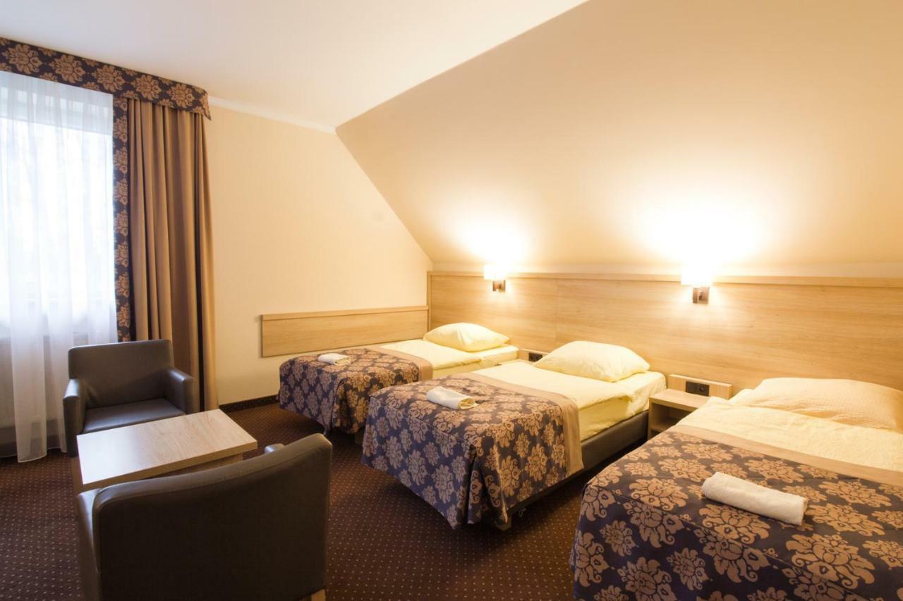 Motel Db2000 Bilgoraj Exterior photo